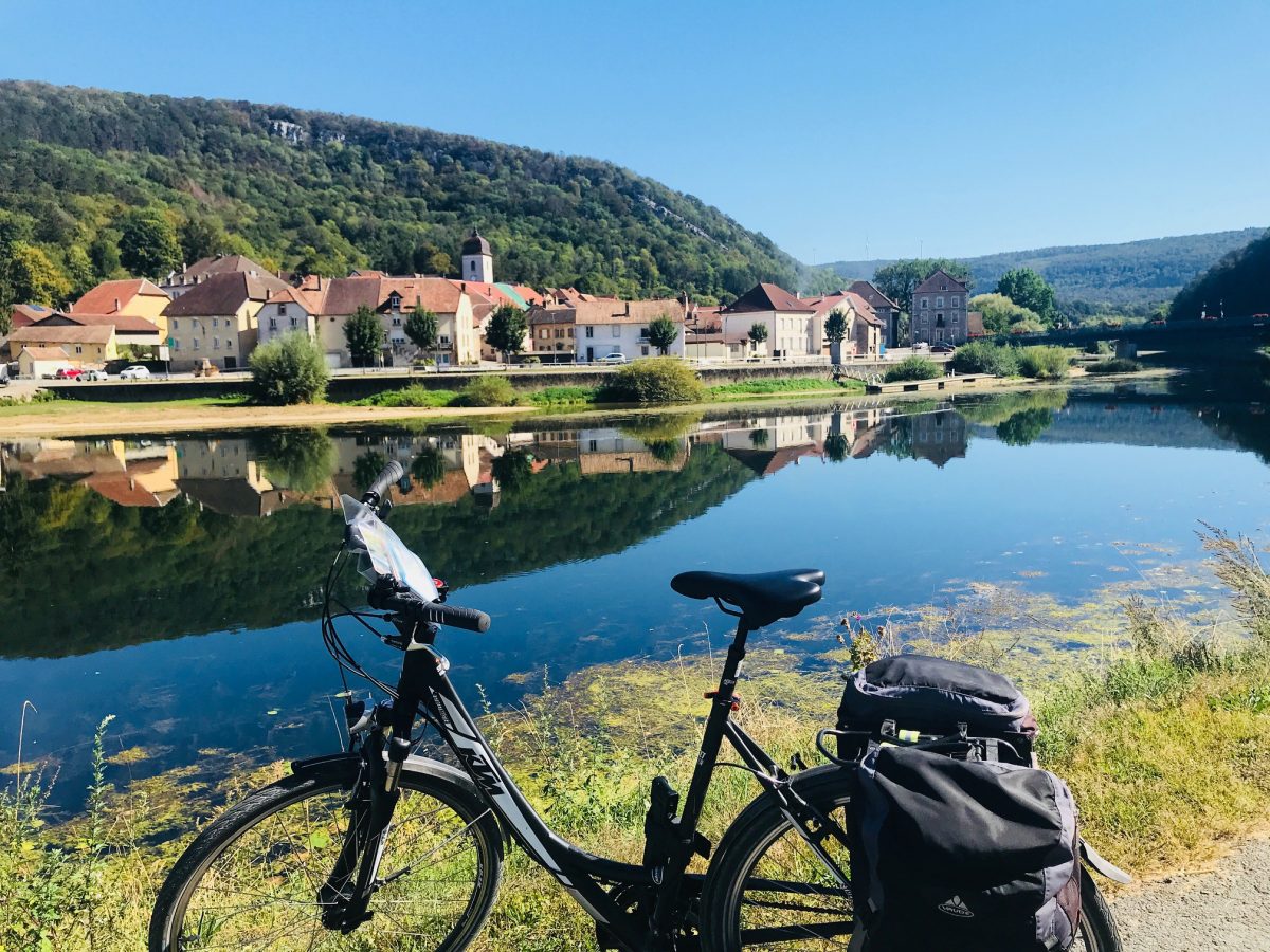 Arrivée sur la piste cyclable à Clerval