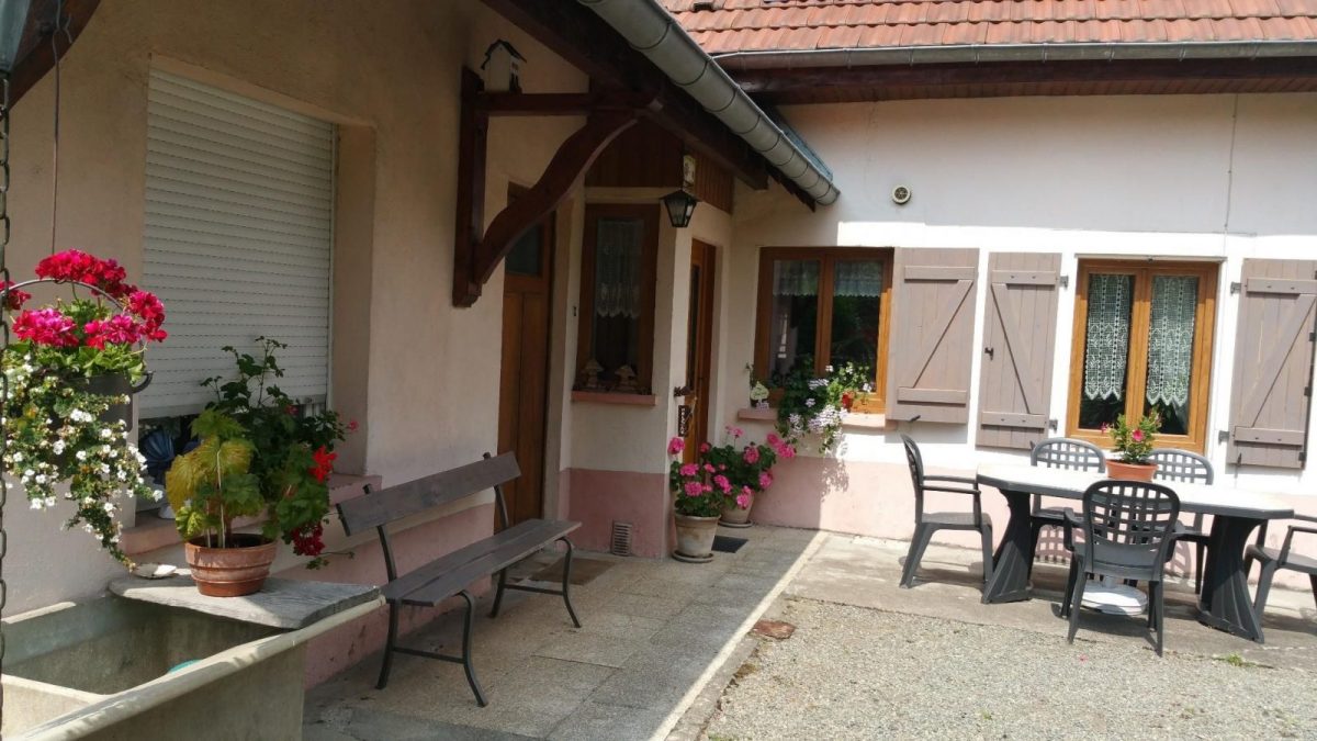 Cour et terrasse à l’abri des vents_6